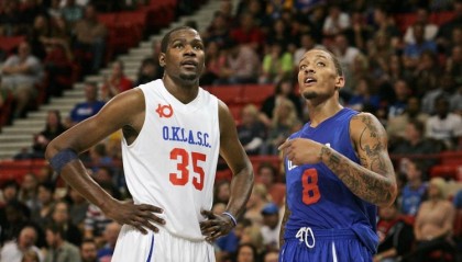 亿万28官网-比斯利：真的还想打NBA 杜兰特比我老却还在打球  我真的心碎了